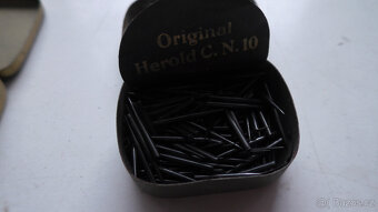 Jehly pro gramofon v krabičkách - 3