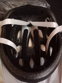 Cyklistická helma na kolo Merida - 3