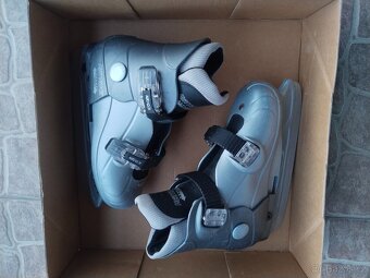 Prodám dětské lední brusle Hattrick. - 3