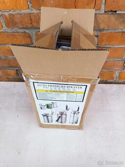 Nerezový tlakový postřikovač - 4/8/10l - 3