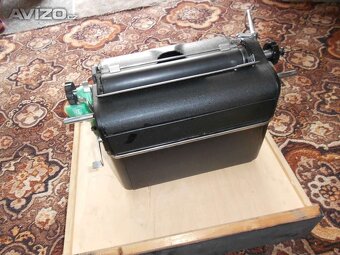 Psací stroj ZETA - 3