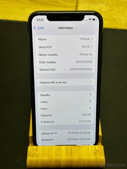 Apple iPhone Xs 256GB Šedý - 3