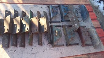 Zetor 25-držáky nádrže - 3