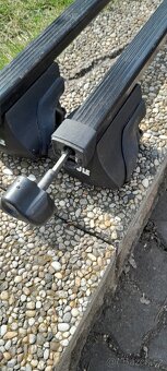 Prodám příčníky-hagusy THULE - 3