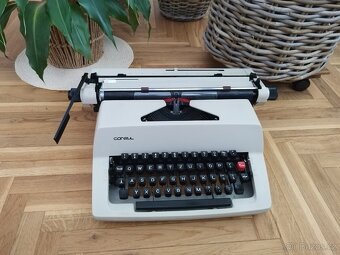 Psací stroj Consul - 3