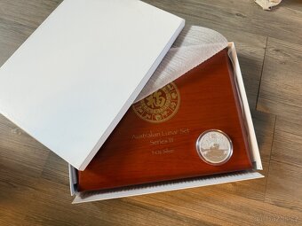 Stříbrná mince 5oz Rok Hada 2025 + etue Lunární serie - 3