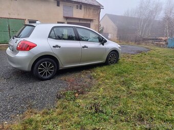 toyota auris 1,4 VVTi - 3