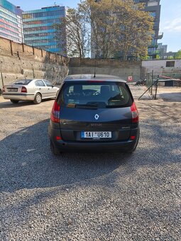 Renault Scénic - 3