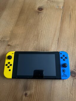 Nintendo Switch Fortnite edition - 3