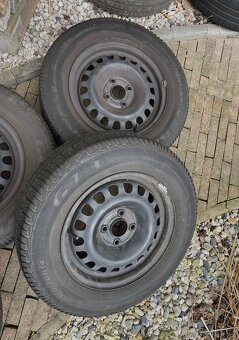 Plechové disky 4x108 14 s letním pneu 185/70 R14 - 3