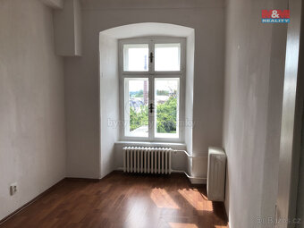 Pronájem bytu 2+1, 66 m², Hranice, ul. Masarykovo náměstí - 3