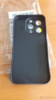 iphone 15 pro kryt ultratenký, vzor karbon - nový - 3