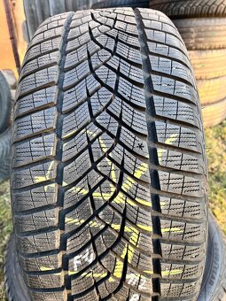 2ks. 245/45 R18 100V zimní GoodYear - DOT 2021 - 3