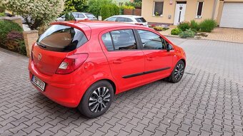 Opel Corsa D 1.2 63kw Automat - první majitel - 3