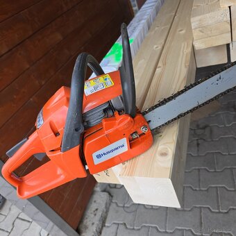 Motorová pila Husqvarna 235 - 3