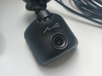 Autokamera Mio MiVue C380 Dual + 64GB karta - 3