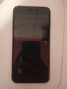 iPhone 8 Plus - 3