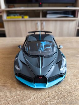 Bugatti Divo - 3