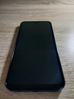 Samsung Galaxy A15 4G + Motorola Moto G04 - 3