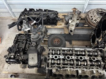 BMW F30/E90/F10 N47N N47d20c díly motoru - 3