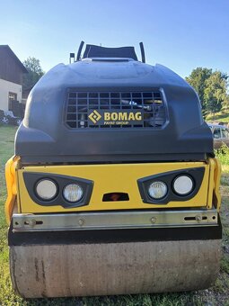 Válec tandemový Bomag BW 90 AD-5 - 3