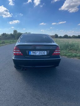Mercedes-Benz C 320CDI V6 elegance AMG optik - 3