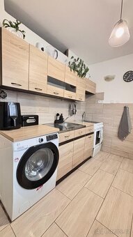 Pronájem bytu 3+1, balkon + 2 sklepy bez provize - 3