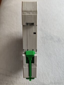 Jistič Schneider 30mA - 4kusy (cena za kus 500kc) - 3