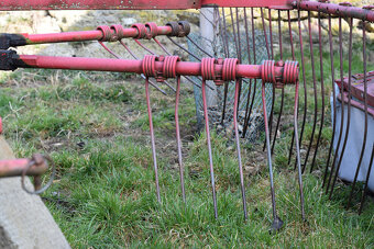 Shrnovač sena nesený - 3