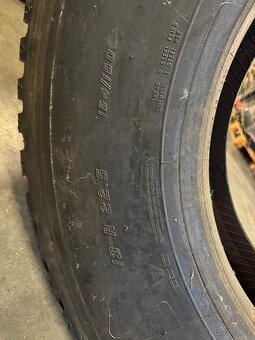 Pneumatika 13 R 22,5 154/150 - 3