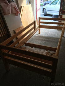Dětská dřevěná postel masiv 90x 200 zn. Domestav - 3