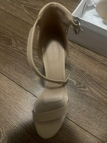 Sandály na podpatku - 3