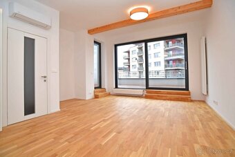 Pronájem rodinného domu 190 m², pozemek 285 m² Hillebrantova - 3