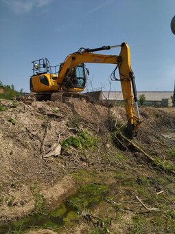Prodám Jcb js 130 lcT4 - 3