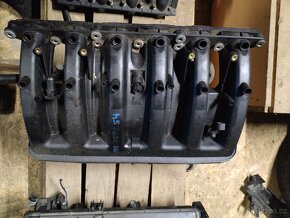 Sání BMW E46, E90/91/92, E60/61, E53, E70 - 3