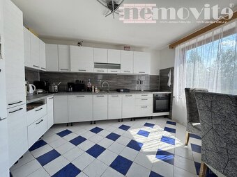 Exkluzivně nabízíme na prodej vícegenerační dům, 320 m2 - Do - 3