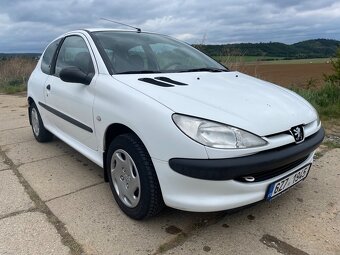 Peugeot 206 1,4i 55kW první majitel koupeno v ČR - 3