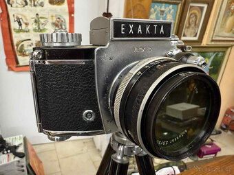 Starožitný fotoaparát EXAKTA - 3