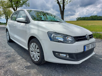 Prodám VW polo 5 s benzinovým motorem 1,4 a výkonem 63kW - 3
