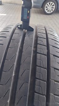Prodám 2 x letní pneu Pirelli 235/40/19 - 3