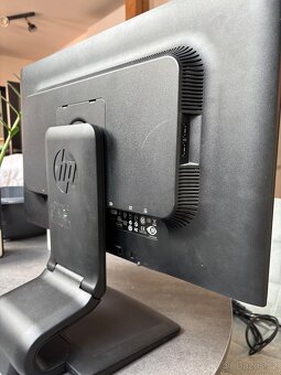 HP Compaq LA2306x - 3