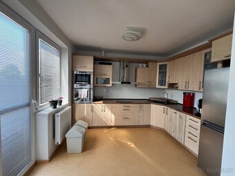 Prodej bytu 3+kk, 87 m² + zahrady 300 m² + garáž, Žichlínek - 3