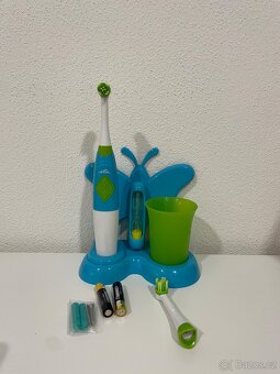 Dětský zubní kartáček - 3