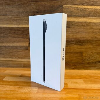 IPhone Air 256GB, úplně nový, černý (rok záruka) - 3