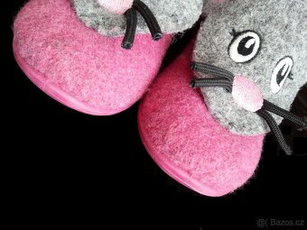 Přezůvky,bačkory,papuče vel. 24 MB - 3