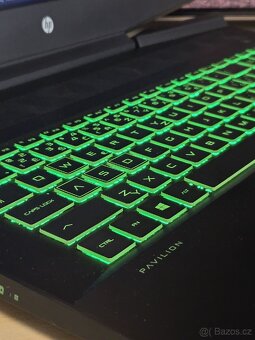 Herní notebook - HP Pavilion - 3
