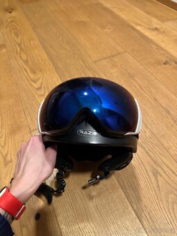 Lyžařská přilba s brýlema vel. L - 3