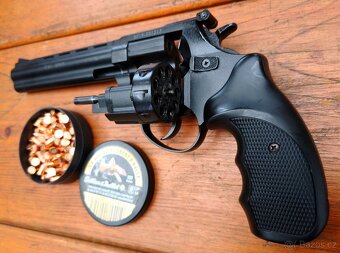 6mm Flobert revolver kategorie D - 3