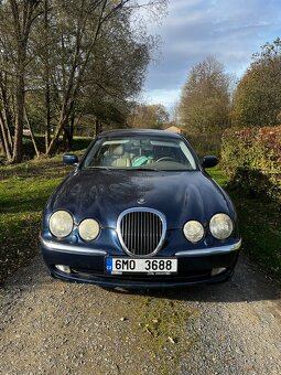 Jaguar S-type 3.0i v6 manuál - 3