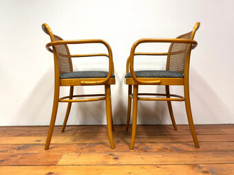 Krásná křesílka TON, J. Hoffmann, čalounění -- 2ks - 3